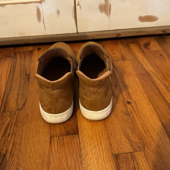 Booties - Picture 3 of 4